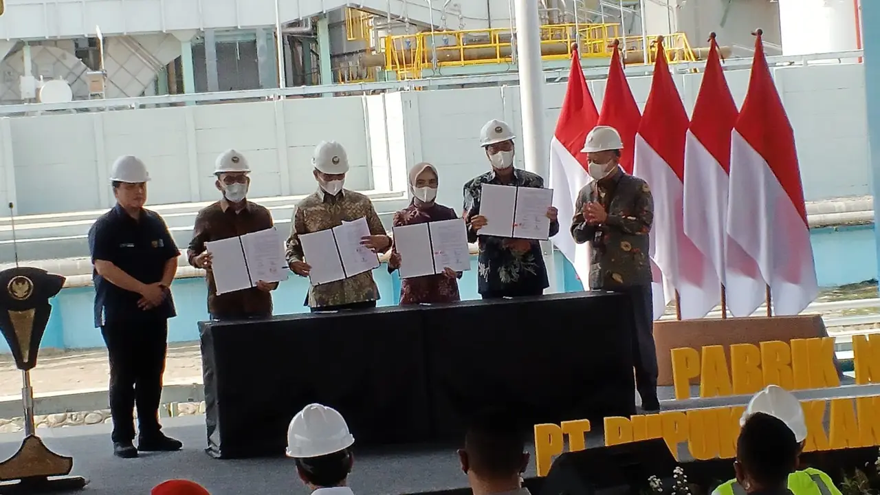Penandatanganan Head of Agreement Penyertaan Modal di PT Patriot selaku Badan Usaha Pembangun dan Pengelola (BUPP) KEK Arun Lhokseumawe di mana PT Pertamina (Persero) bersama BUMN lain mengambil peran strategis.