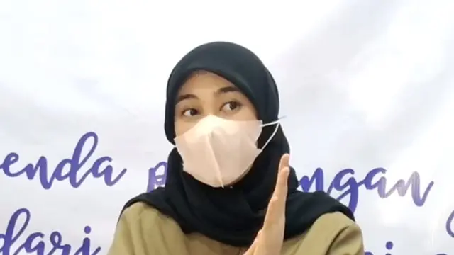 Clara Shinta.