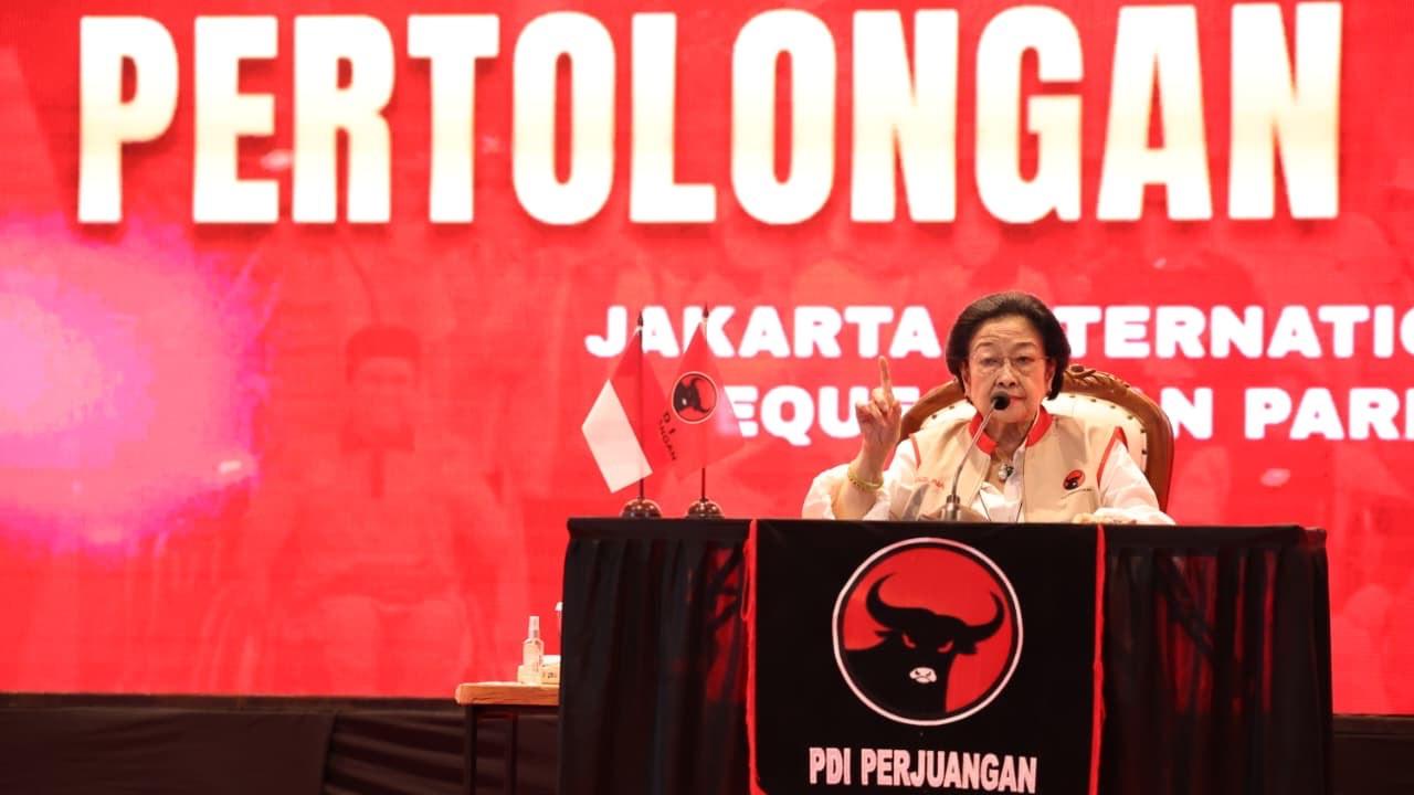 VIDEO: Mega PDIP Blak-blakan Datang Ke Lokasi Bencana Aceh "Baru Sampai Depan Pintu Sudah Dimarah-marahi!"
