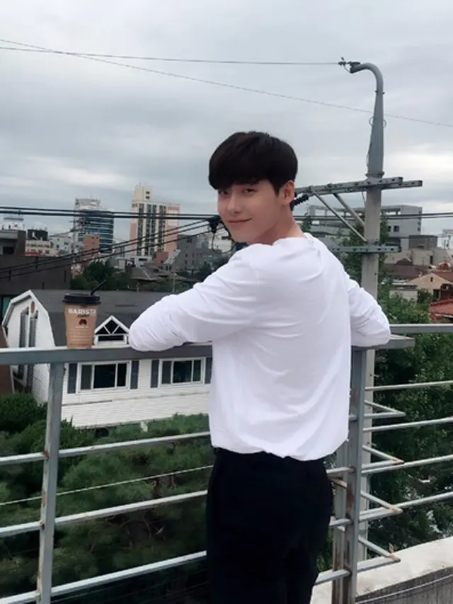 [Bintang] Lee Jong Suk