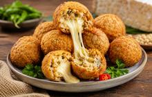 Cara Membuat Bola-Bola Tempe Isi Keju yang Renyah di Luar dan Lumer di Dalam