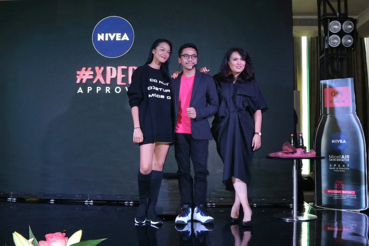 Kelly Tandiono & Bubah Alfian Berbagi Tips XPERT Bersihkan Heavy Make Up, Mau Tahu?