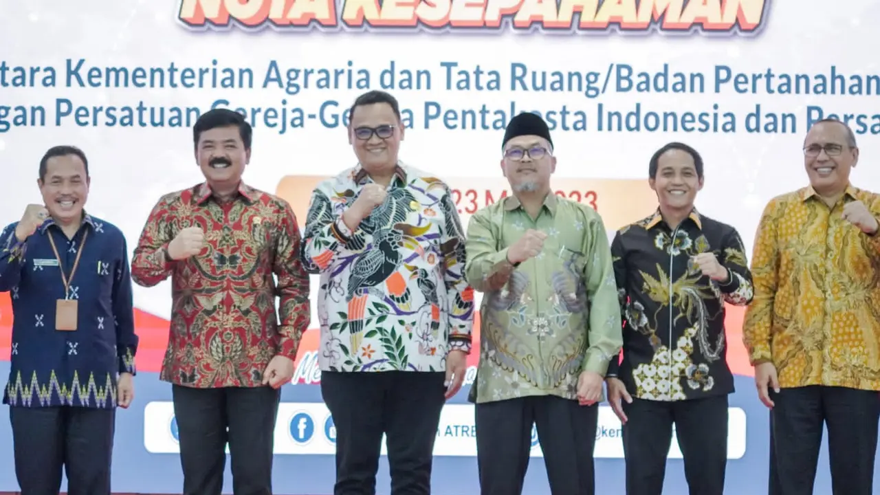 Kementerian Agraria dan Tata Ruang/Badan Pertanahan Nasional (ATR/BPN) melakukan penandatanganan Nota Kesepahaman (MoU) dengan Persekutuan Gereja-Gereja Pentakosta Indonesia (PGPI) dan Persatuan Islam (Persis)