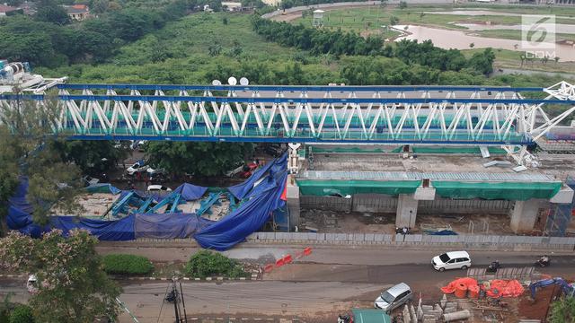 Konstruksi LRT yang Roboh di Kayu Putih
