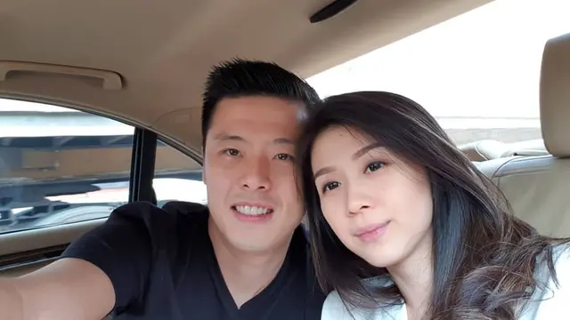 6 Potret Kemesraan Kapten Vincent dan Istri Sebelum Umbar Aib, Masih Kompak