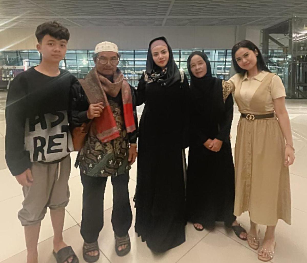 Potret Kebersamaan Dinar Candy dengan Kirei di Berbagai Momen
