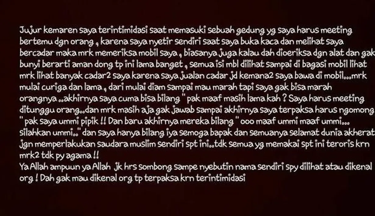 "Biasanya juga kalau dah diperiksa dgn alat dan gak bunyi berarti aman dong tp ini lama banget, semua isi mbl dilihat sampai di begasi mobil lihat mrk lihat banyak cadar2," cerita Umi Pipik. (Instagram/_ummi_pipik_)