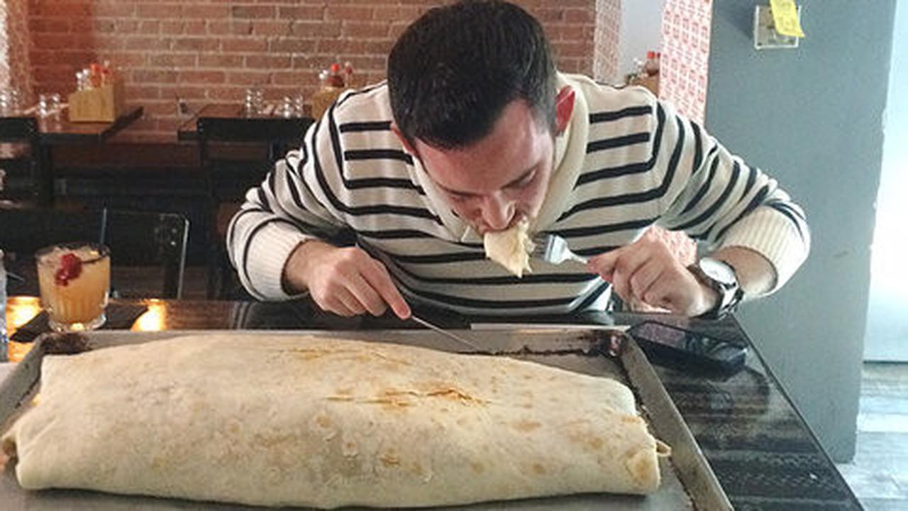 Habiskan burrito 13 kg ini dalam 1 jam, kamu bisa jadi pemilik resto
