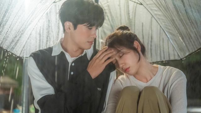 Park Hyung Sik dan Park Shin Hye di drakor Doctor Slump. (JTBC via Soompi)