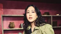 Sherina Munaf Terjun Langsung Padamkan Karhutla Kalimantan