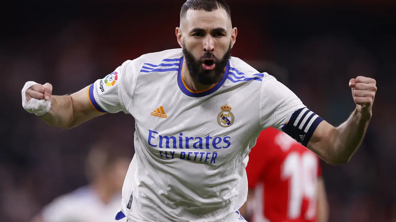 Karim Benzema - Real Madrid - 23 Desember 2021
