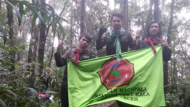 Tim Mapala berhasil sampai di puncak Gunung Sembuang di Aceh https://www.instagram.com/p/Bs-9239gHCm/?igsh=MWthc2U4M3RkNGJndQ==