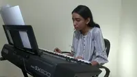 Kenalkan Andini, Penyandang Autisme dari Pekanbaru yang Jago Bermusik