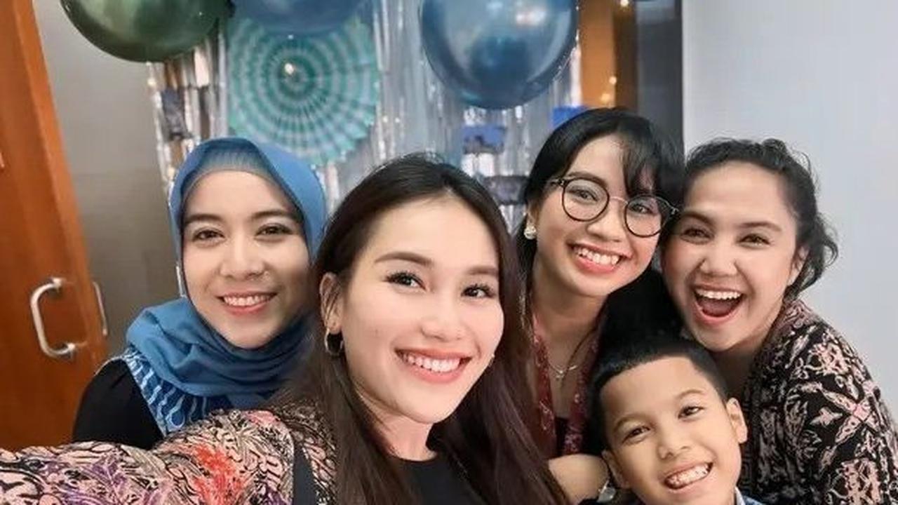 Dekat dengan Penggemar dari Kalangan Non-Artis