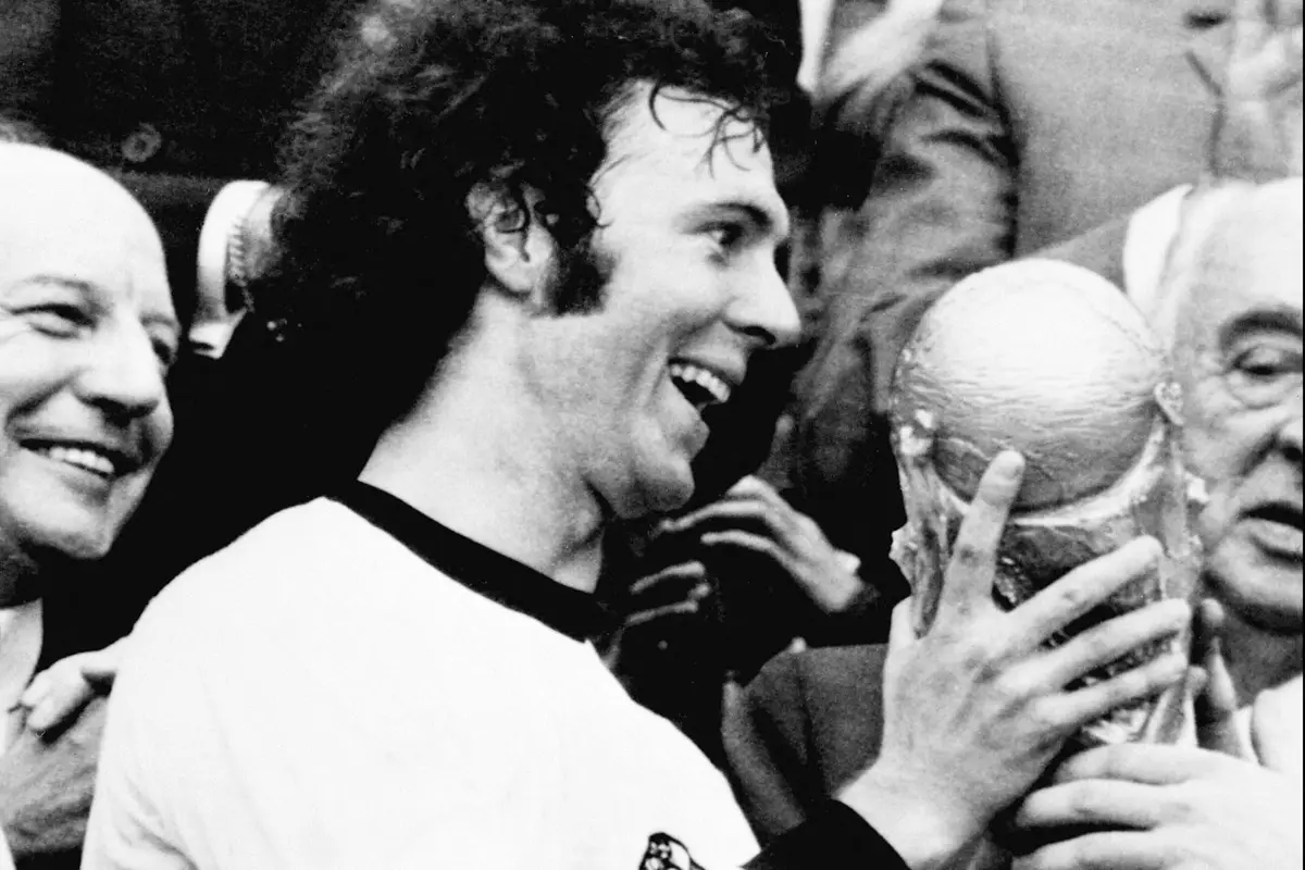 Foto: Pesepak Bola Fenomenal yang Menjuarai Piala Dunia Saat Menjadi Pemain dan Pelatih