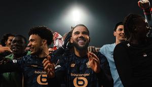 Selebrasi Calvin Verdonk usai membawa Lille melaju ke babak 16 besar Liga Europa 2025/2026, Jumat (27/2/2026). (Dok. Lille)