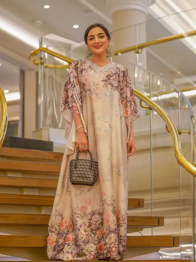 Potret Terbaru Ashanty Tampil Anggun dengan Gamis Panjang, Simpel tapi Elegan
