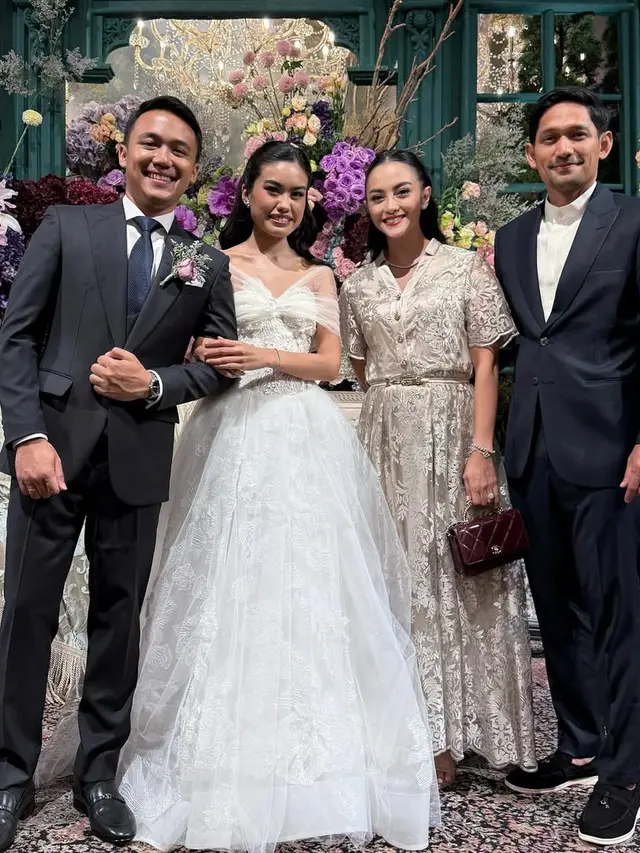 Sederet Tamu Artis yang Hadir di Pernikahan Namira Adjani Putri Alya Rohali. [@ririndwiariyanti]