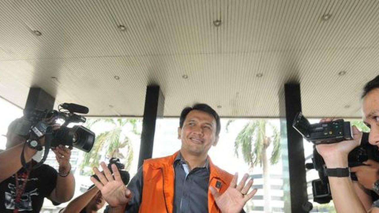 Gatot tersangka suap hakim dan PTUN Medan