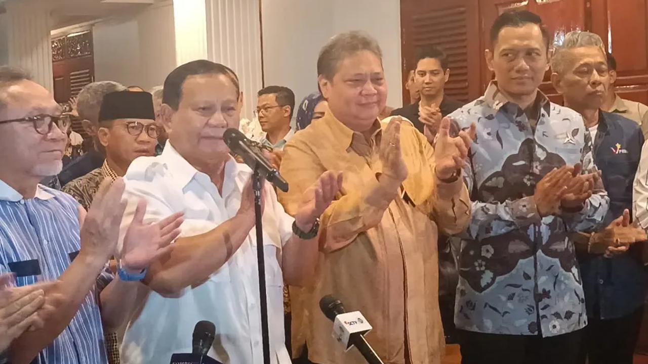 Sebelum dilakukan deklarasi, menurut Prabowo, keputusan Gibran sebagai cawapres telah dirembukkan oleh sejumlah ketua umum hingga sekjen partai politik dalam KIM.