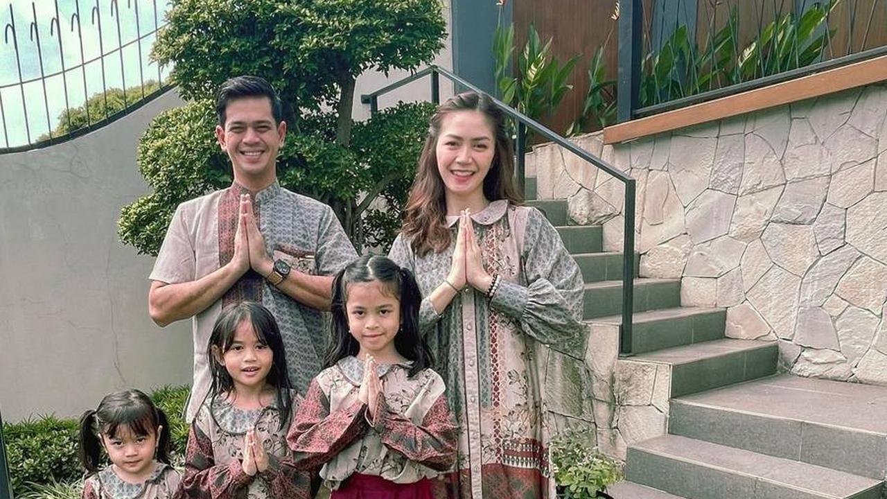 Dijuluki Tulang Punggung Komedian