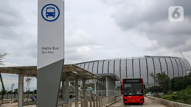 Transjakarta Rute Stadion JIS-Senen Mulai Beroperasi