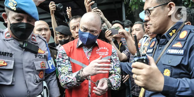 Teddy Minahasa dkk Resmi Jadi Tahanan Kejari Jakarta Barat