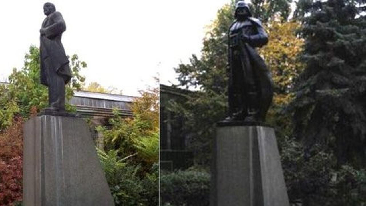 Patung Lenin di Ukraina berganti wajah jadi Darth Vader, ada apa?
