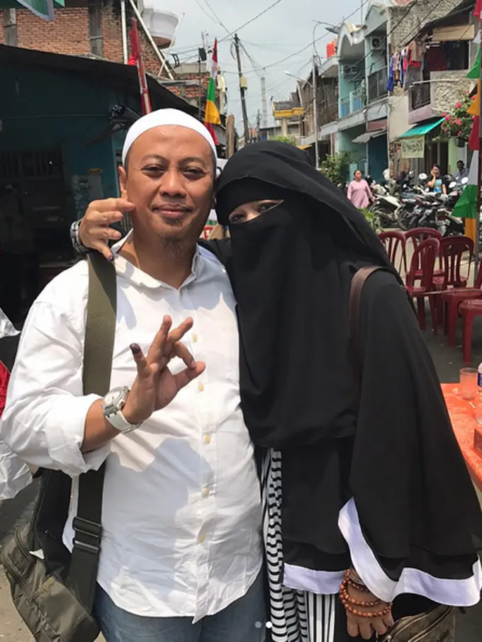 [Bintang] Opick dan Istri