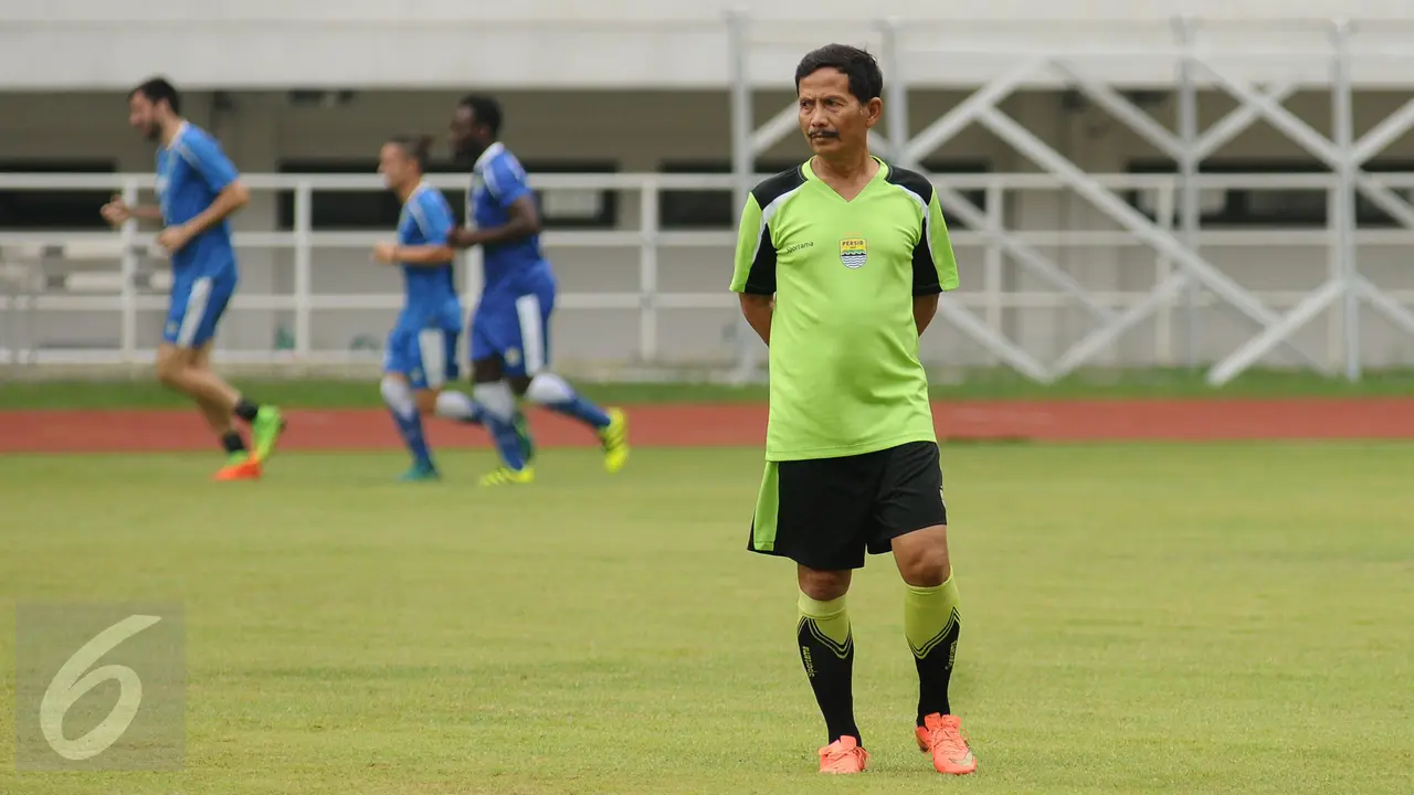 20170421-Hadapi PS TNI, Persib Latihan di Pakansari-Tebe