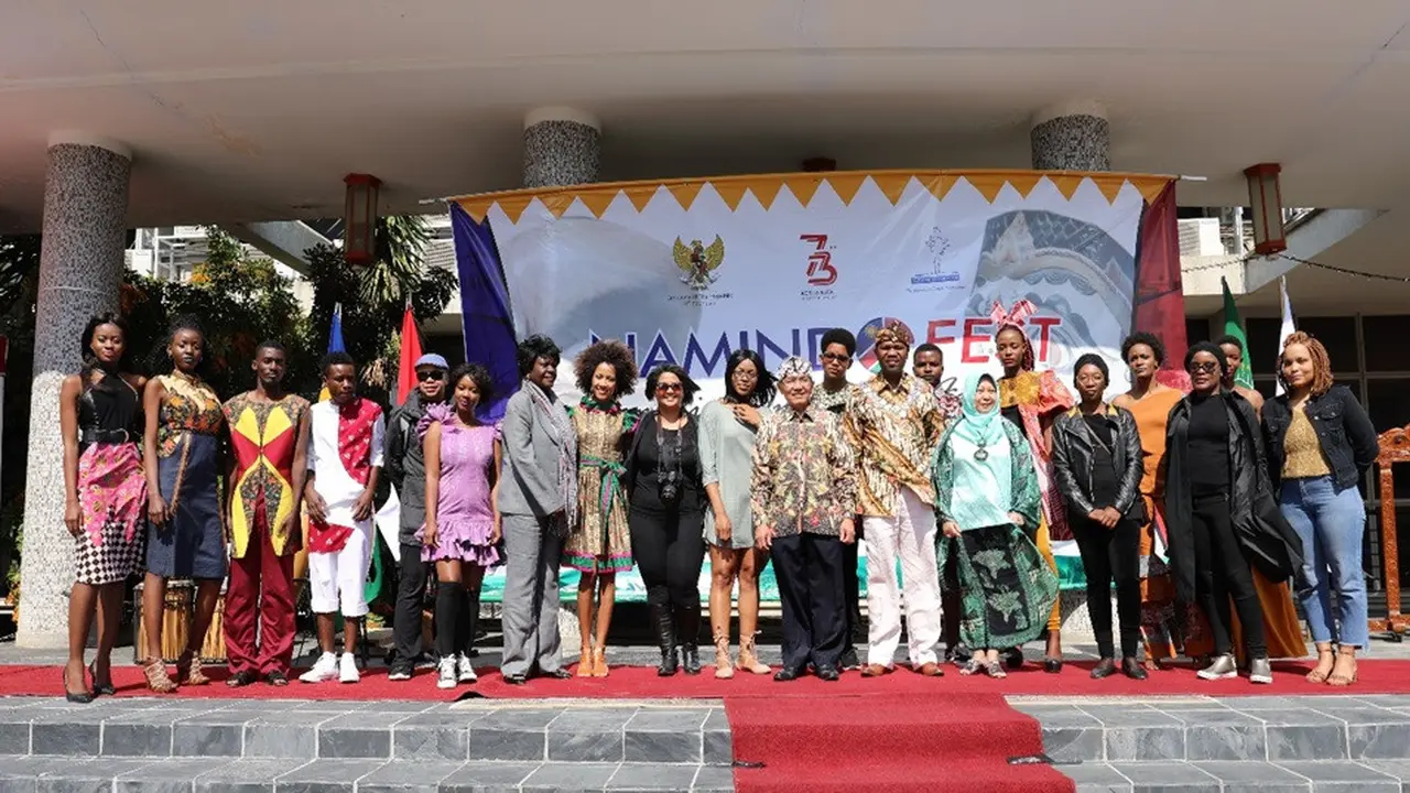 Bertempat di Functions Hall,  Windhoek, Namibia, acara NAMINDO FEST menampilkan serangkaian kegiatan untuk penyambutan hari kemerdekaan Indonesia (Kemlu.go.id)