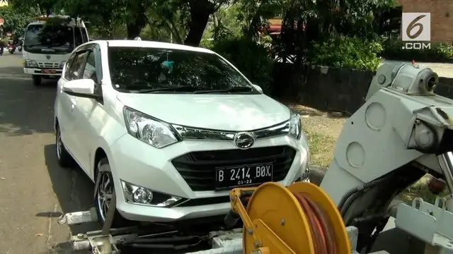 VIDEO: Rekaman Sopir dan Petugas Berebut Kunci Saat Razia Parkir Liar