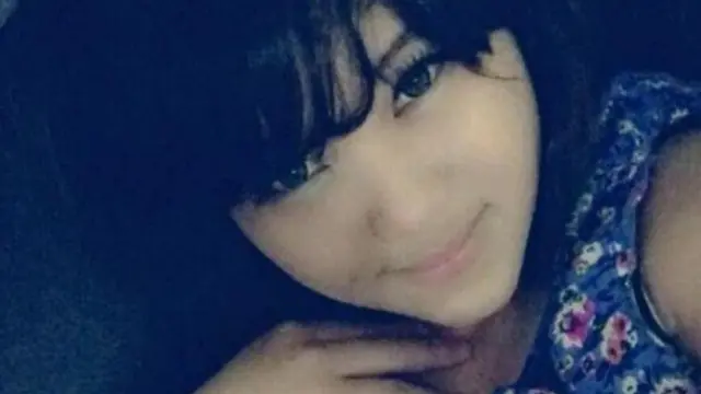 Seorang wanita muda ditemukan tewas mengenaskan/di kamar kosnya di kawasan Tebet Timur,Jakarta Selatan. Wanita yang diketahui bernama Deudeuh Alfisahrin itu diduga kuat dibunuh.