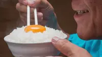 Makan Telur Setengah Matang Tidak Bikin Diare, Asal...