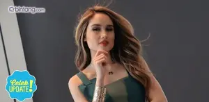 Pertama kalinya lakukan adegan ciuman di Film The Ninth Passenger, Cinta Laura bercerita soal pengambilan gambar pada adegan tersebut.