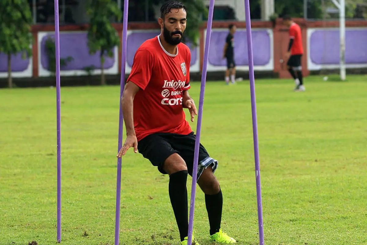 Marcos Flores