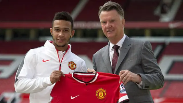  Memphis Depay 