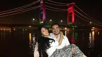 Tya Arifin dan suaminya, Asyraf Khalid. [Foto: instagram.com/tyaarifinnw]