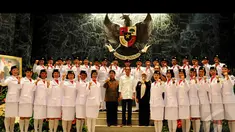 Gubernur DKI Jakarta Joko Widodo menerima kedatangan Pasukan Pengibar Bendera Pusaka di Gedung Balaikota, Jakarta, Rabu (20/8/2014) (Liputan6.com/Andrian M Tunay)