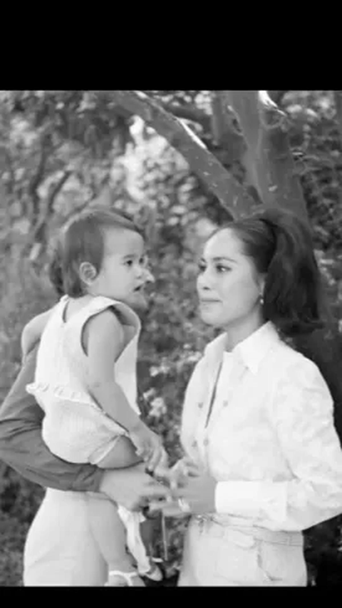 Pada tahun 1970, Kartika dan Dewi Soekarno mendapat kabar bahwa kondisi kesehatan Bung Karno semakin memburuk dan mendapat perawatan di rumah sakit. <br>