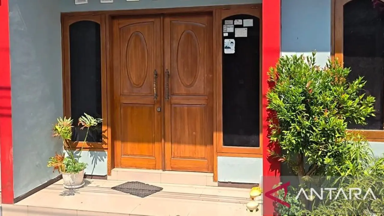 Safe House milik Bupati Sukoharjo Etik Suryani yang ada di kawasan Laweyan, Solo, Jawa Tengah. (Istimewa/Antara)