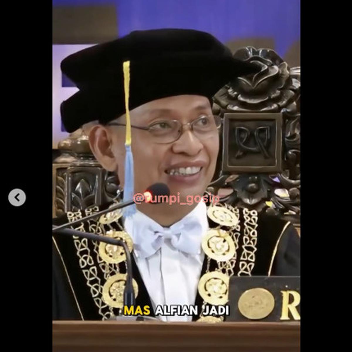 Sosok Penyandang Tunanetra ini Punya Prestasi Luar Biasa Lulus S2 Dinanti Unair buat Jadi Dosen