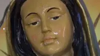 Patung Bunda Maria milik wanita ini tak berhenti keluarkan air mata sejak salah satu anggota keluarga tewas dibunuh
