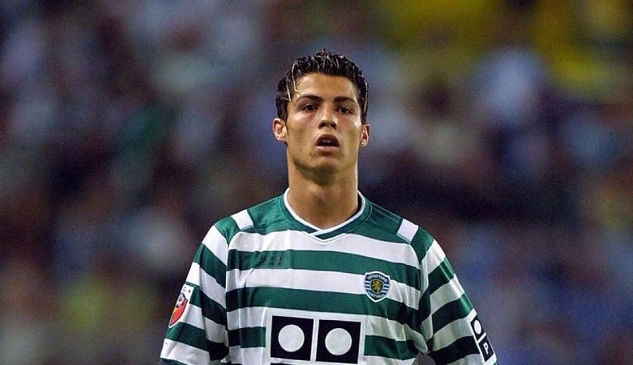 Sporting Lisbon. Di awal kariernya, Cristiano Ronaldo memperkuat Sporting Lisbon selama 1 musim pada 2002/2003. Ia mampu mencetak 5 gol dan 6 assist dari total 31 laga di semua ajang kompetisi. (marca.com)