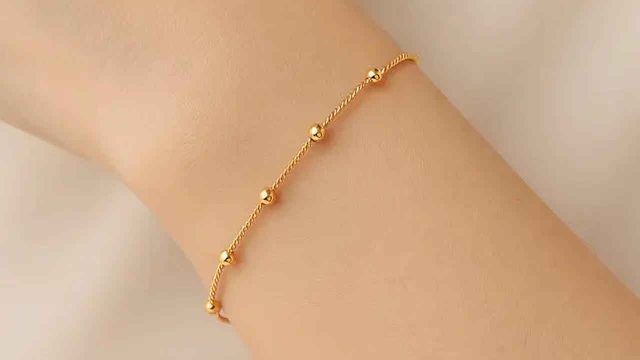 7 Model Gelang Emas Bola Kecil 2--5 Gram Kombinasi Spiral Modern