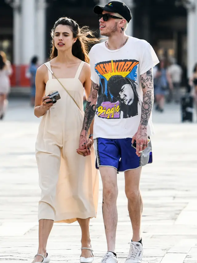 [Fimela] Pete Davidson dan Margaret Qualley