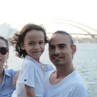 Bunga Citra Lestari (BCL) bersama anak serta suaminya. (Instagram/bclsinclair)