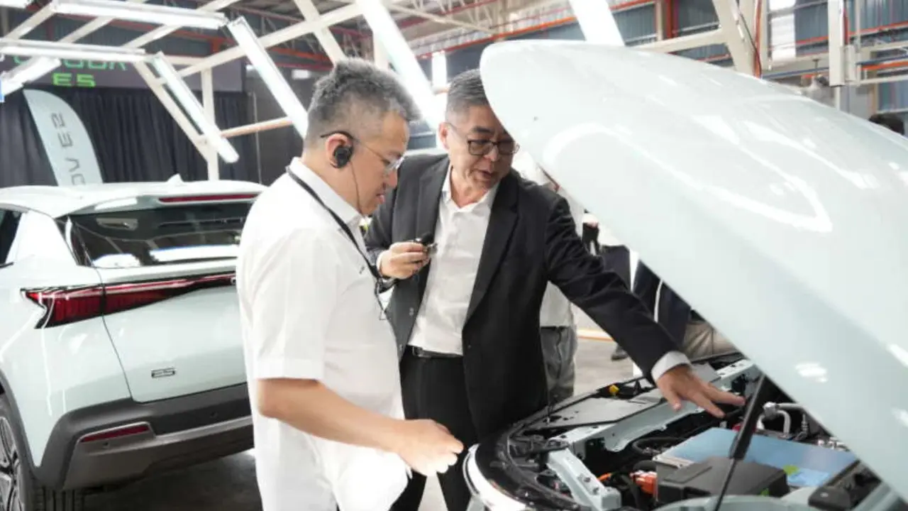 Target Ambisius Malaysia Jadi Pusat Produksi Kendaraan Listrik ASEAN (Paultan)