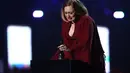 Pastinya banyak orang yang tak percaya jika Adele mengungkapkan wajahnya ditumbuhi janggut, sehingga masyarakat banyak yang menilai wajah Adele mulus dan bersinar tanpa adanya janggut. (AFP/Bintang.com)