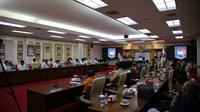 Rapat Kerja Banggar DPR RI, Pemerintah dan Asosiasi Pemerintah Kabupaten Seluruh Indonesia (Apkasi), Kamis (18/9/2025) (Istimewa)